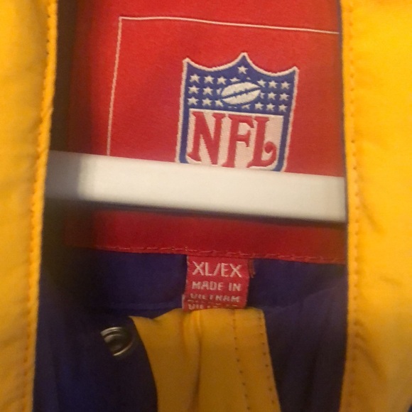 Minnesota Vikings puffer jacket NFL - Picture 5 of 6